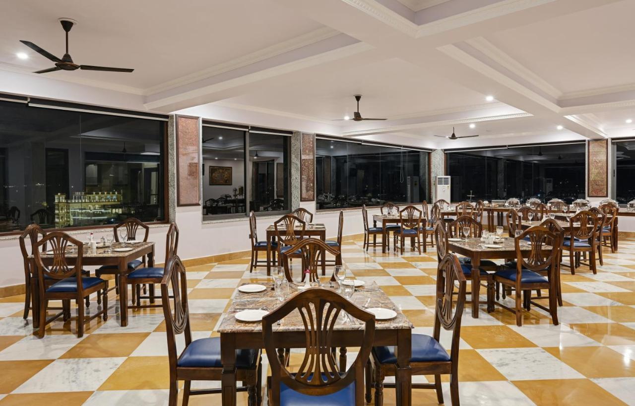 Shahpura Barliyas House Hotel 4*